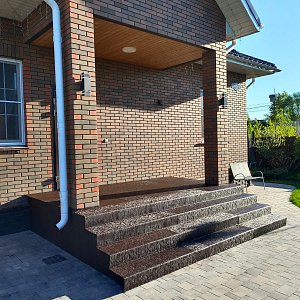 Ремонт крыльца на даче